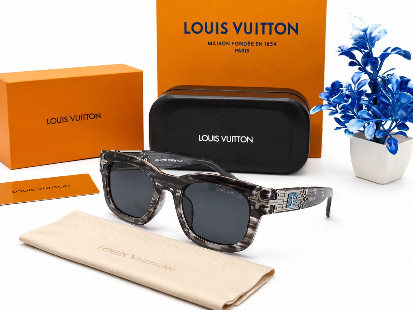 L&V-8898Premium Square Sunglasses – Transparent Grey Frame with Black Lens