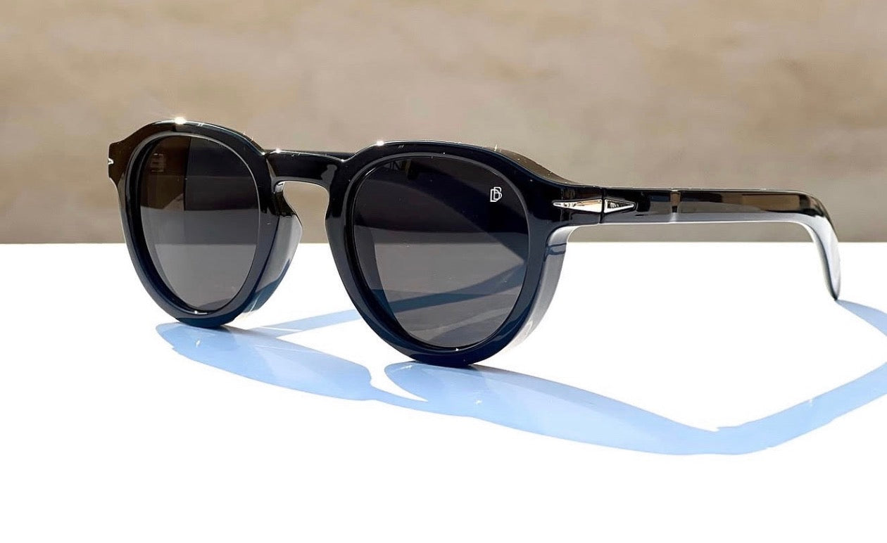 DAVID GLOSSY BLACK| Premium UV400 Fashion Eyewear (Copy)