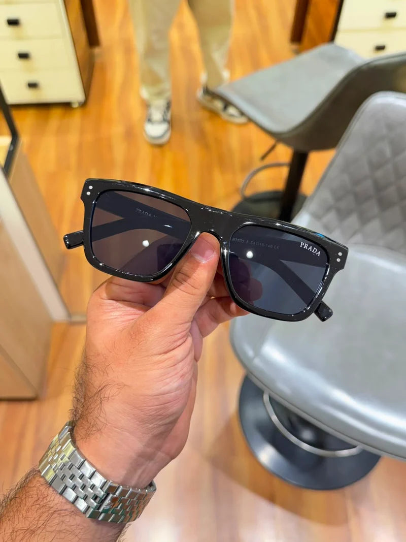 PD-666 Glossy Black With Black Lens