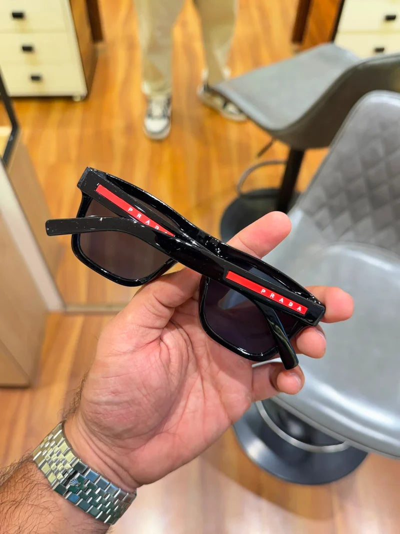 PD-666 Glossy Black With Black Lens