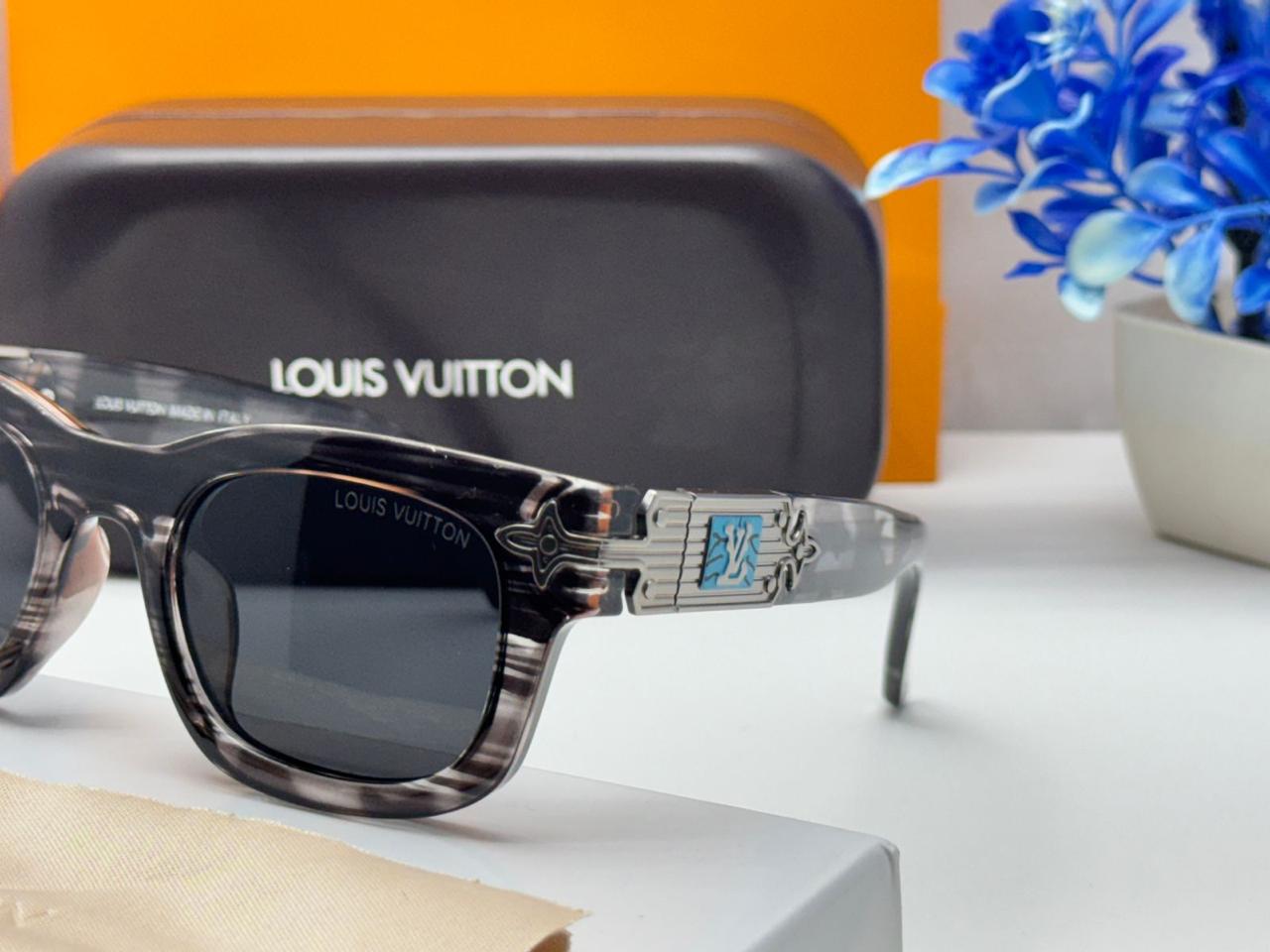 L&V-8898Premium Square Sunglasses – Transparent Grey Frame with Black Lens