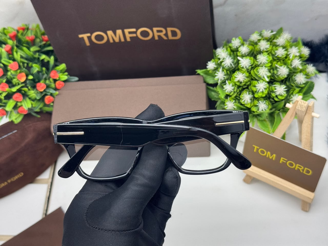 TOMM TRANSPARENT
