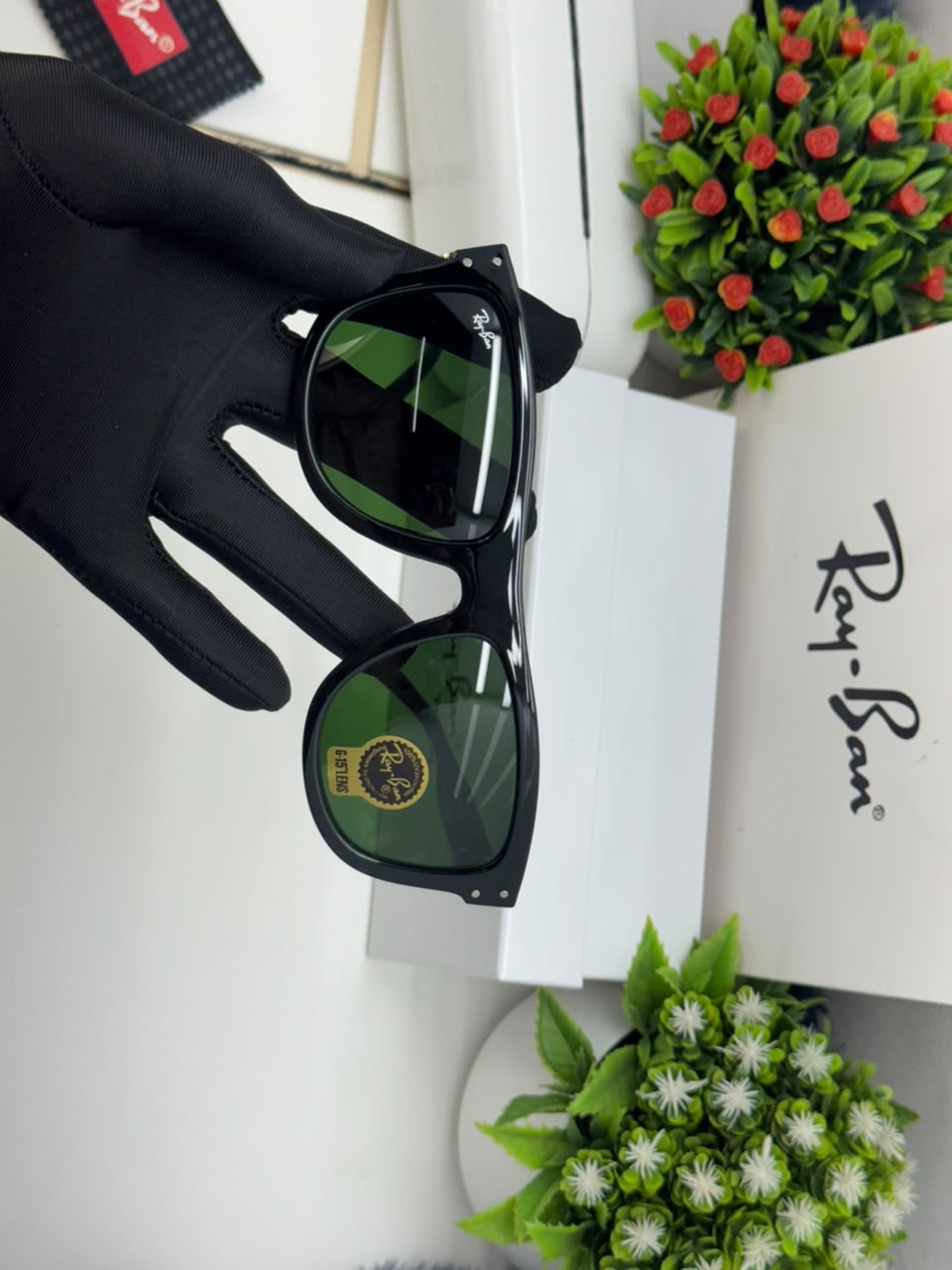 RB-777 Black Frame Green Glass