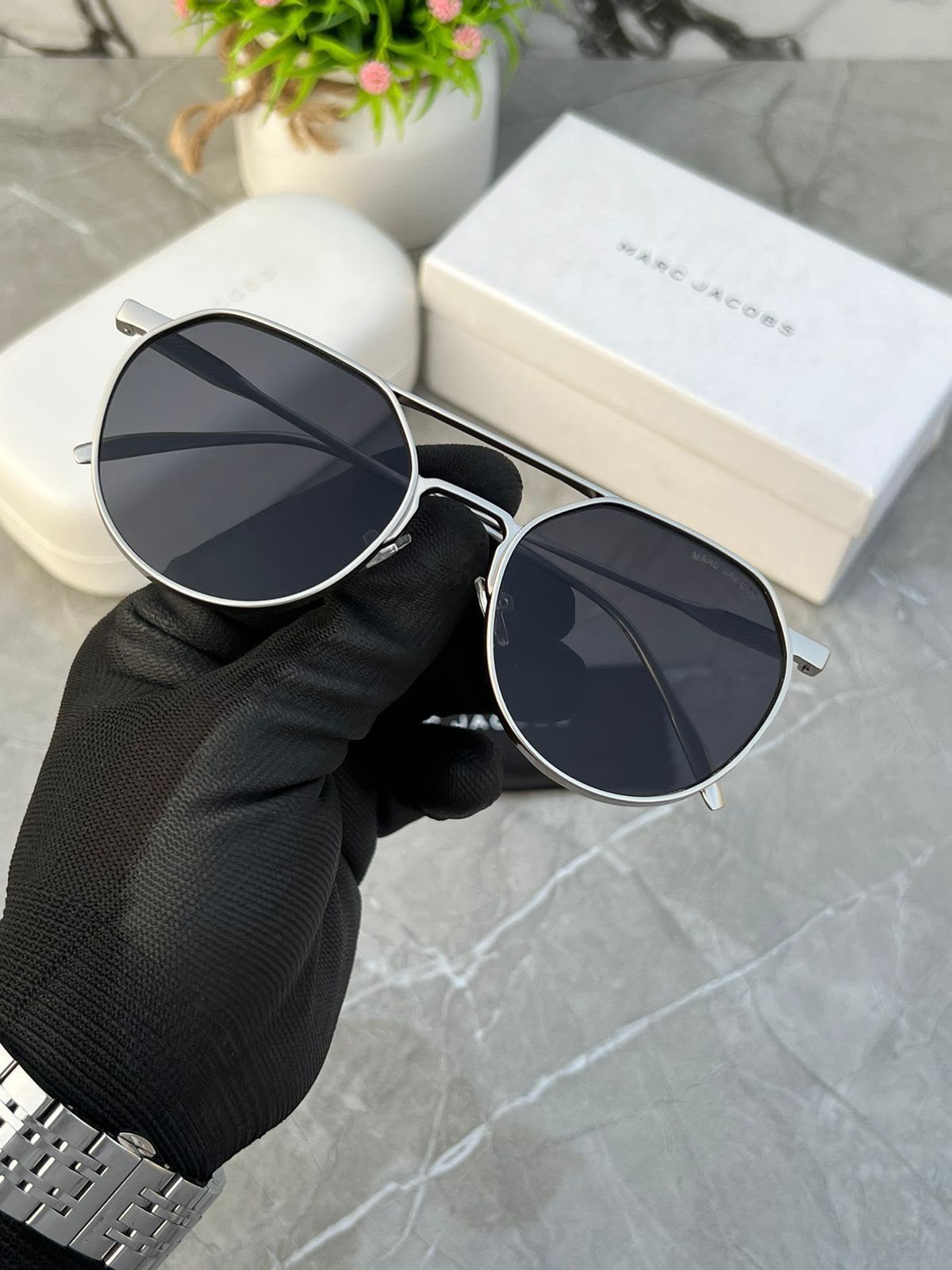 MJ-3232 Silver Black