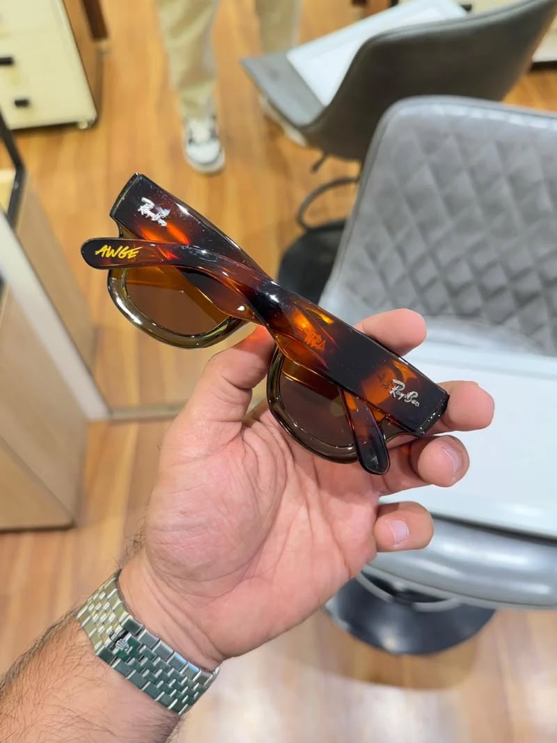 4940 GLOSSY TIGER