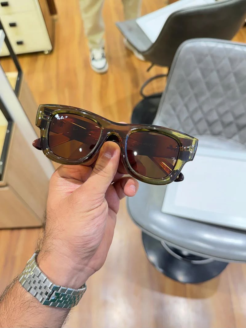 4940 GLOSSY TIGER