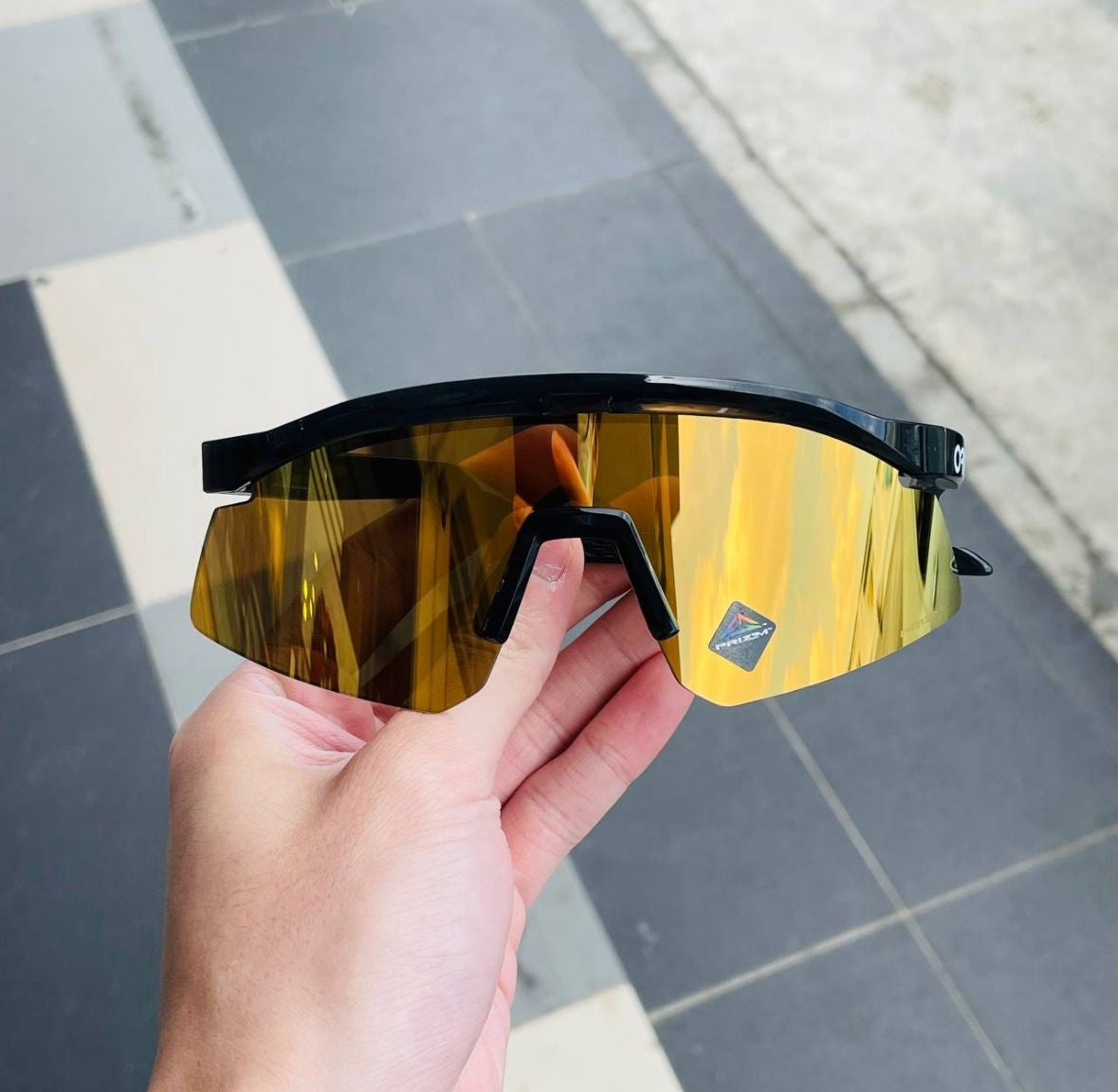 SK- HYDRA BLACK GOLD