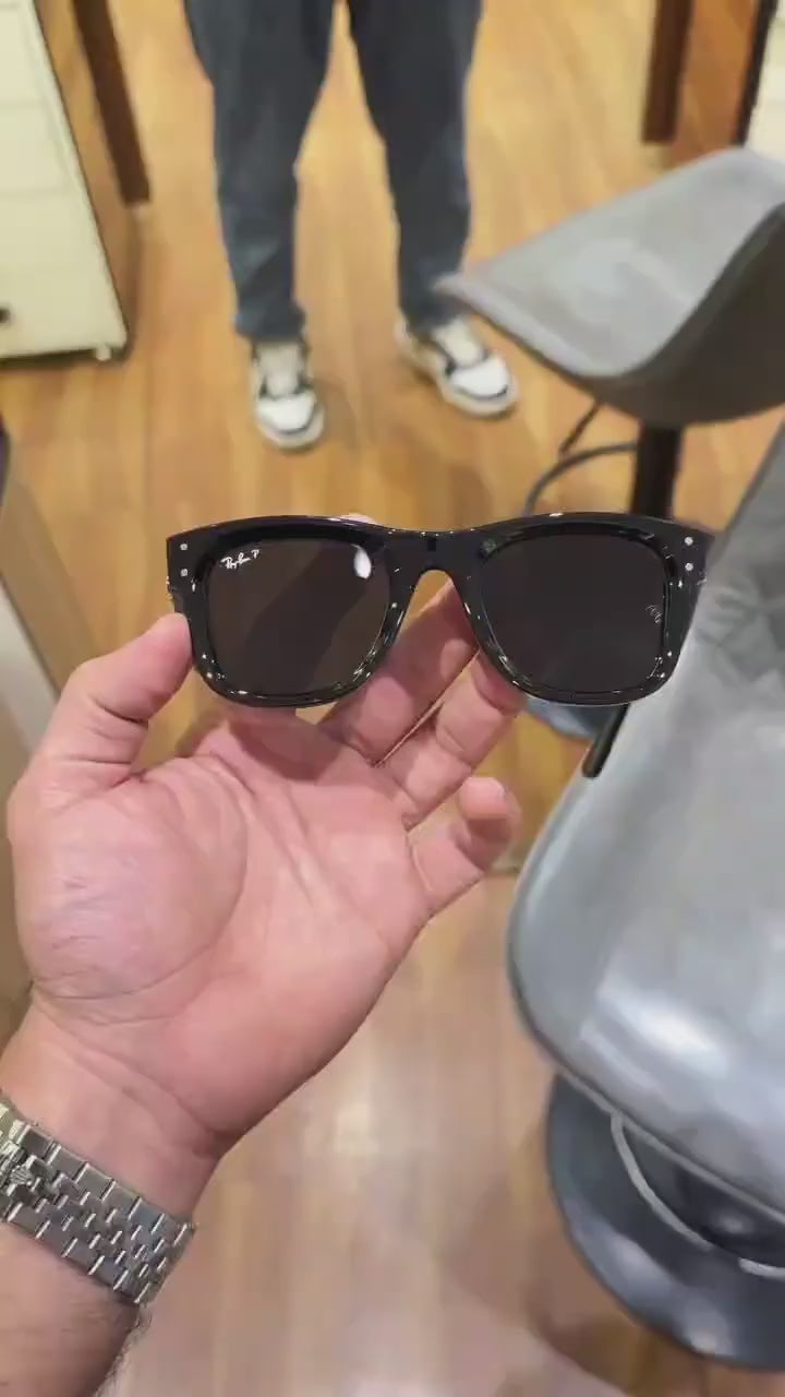 0502 GLOSSY BLACK