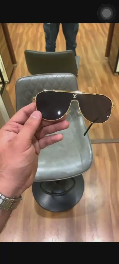 L-5565 Premium  Sunglasses – Gold Frame with Black Gradient Lens