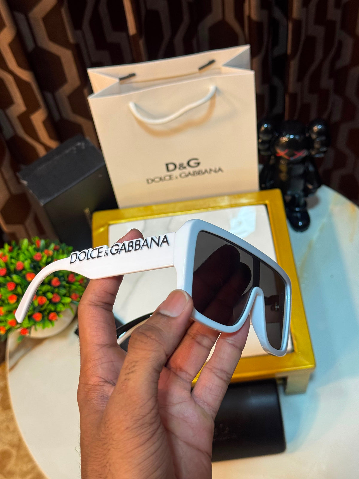 DG-6204 Luxury White Oversized Sunglasses