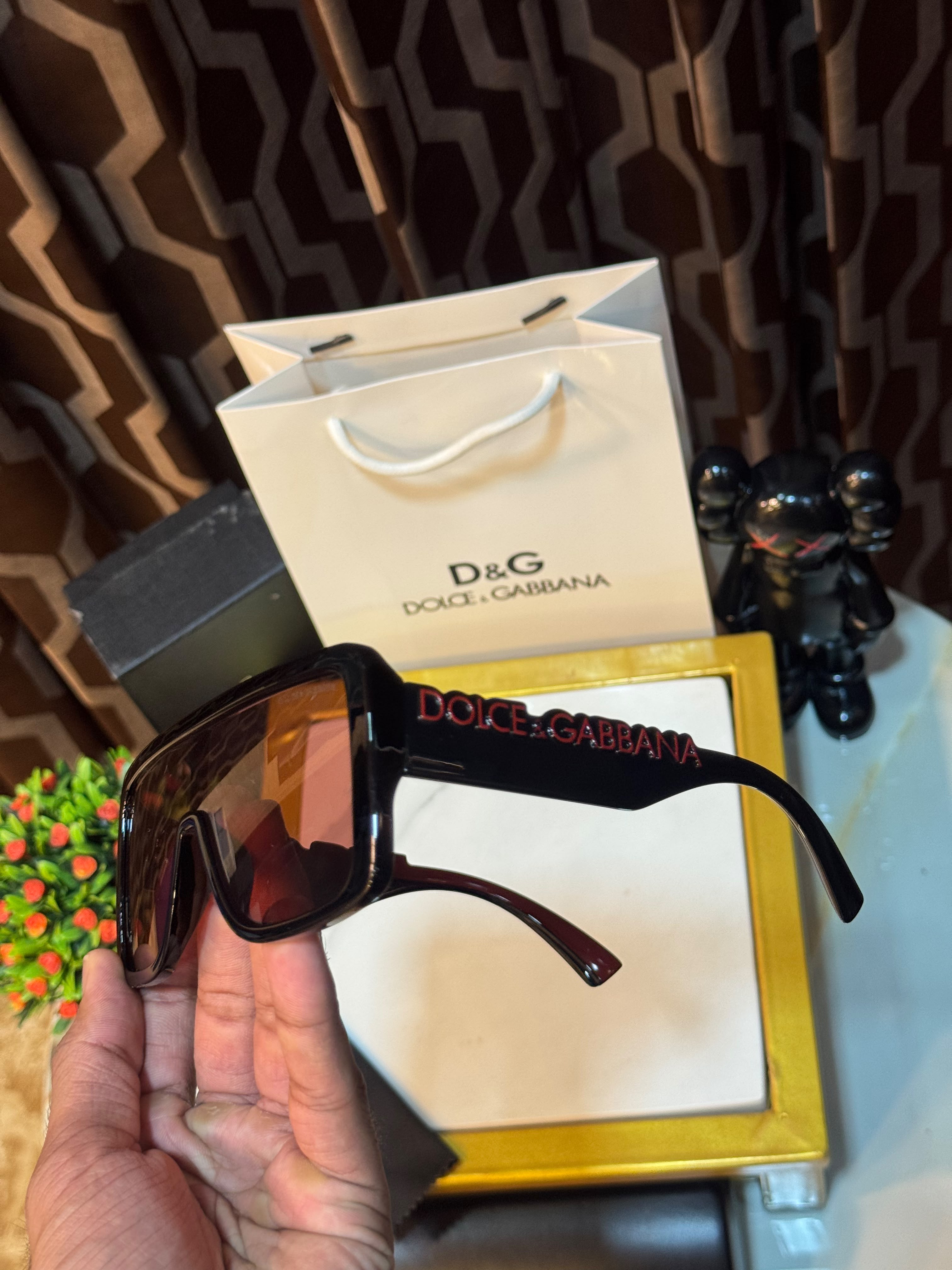 DG-6204 Luxury Red Oversized Sunglasses