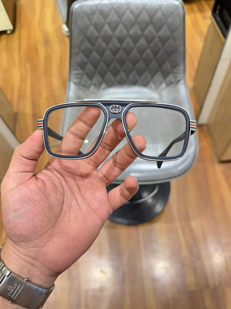 GC-223 Transparent