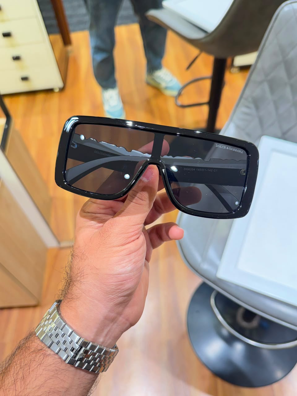 DG-6204 Luxury Black Oversized Sunglasses
