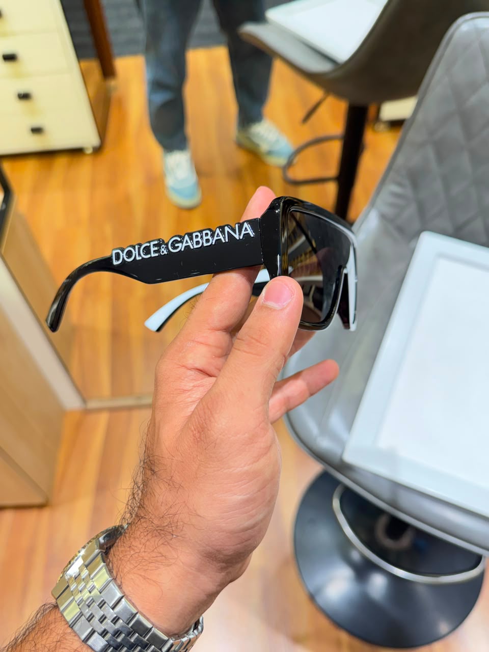 DG-6204 Luxury Black Oversized Sunglasses