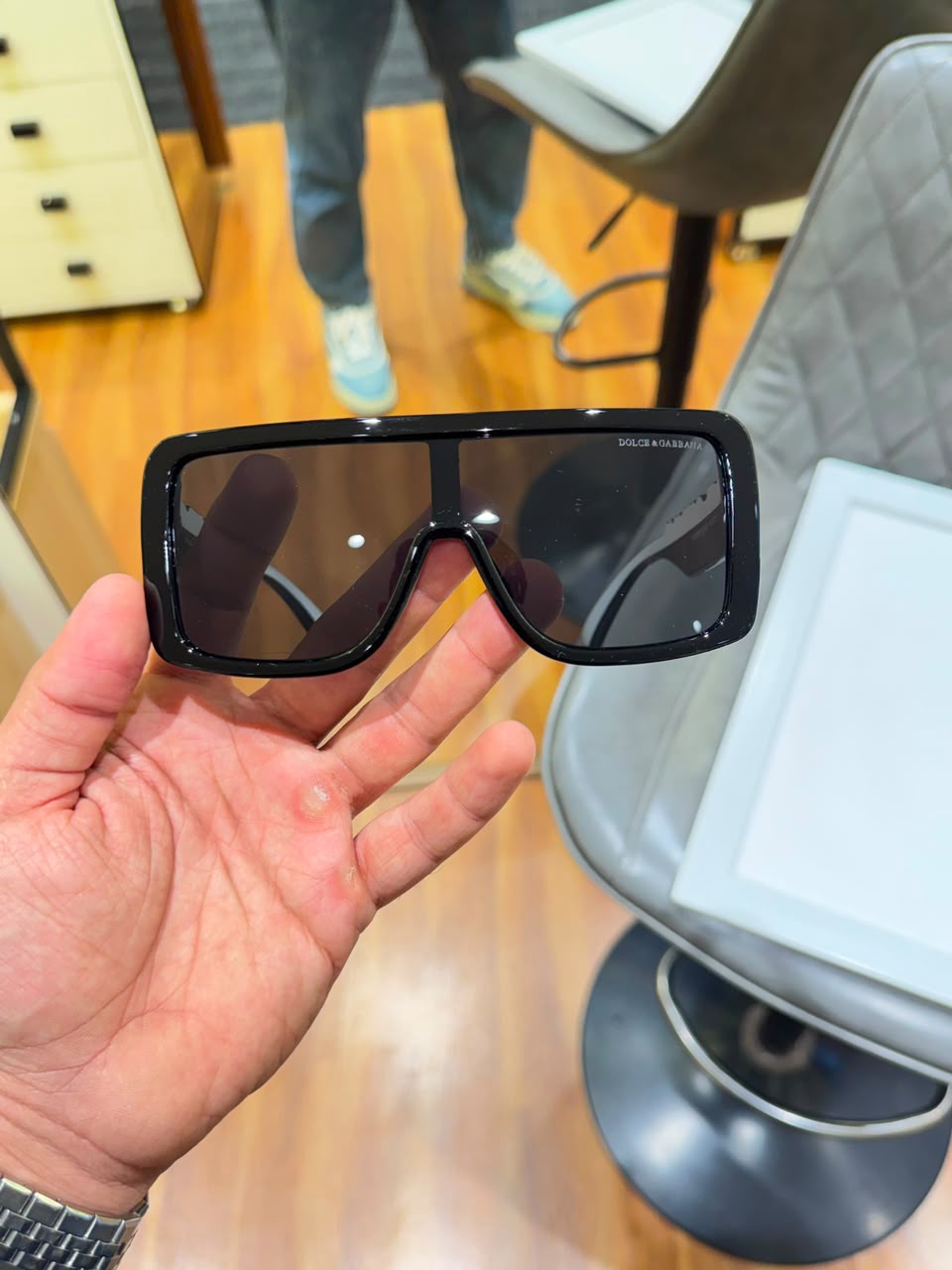 DG-6204 Luxury Black Oversized Sunglasses